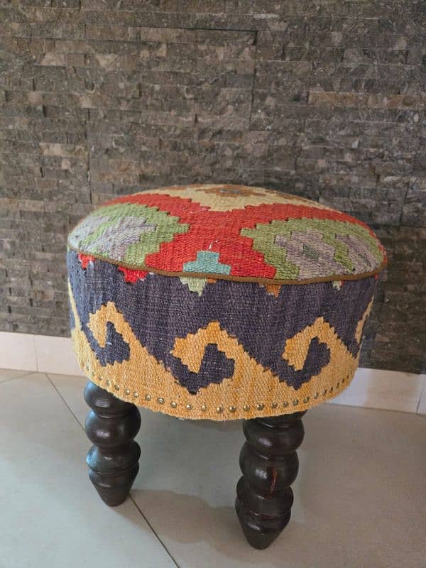 Ottoman premium stool 1