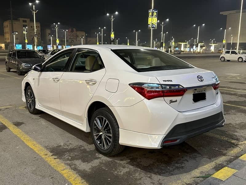 Toyota Altis Grande 2021 3