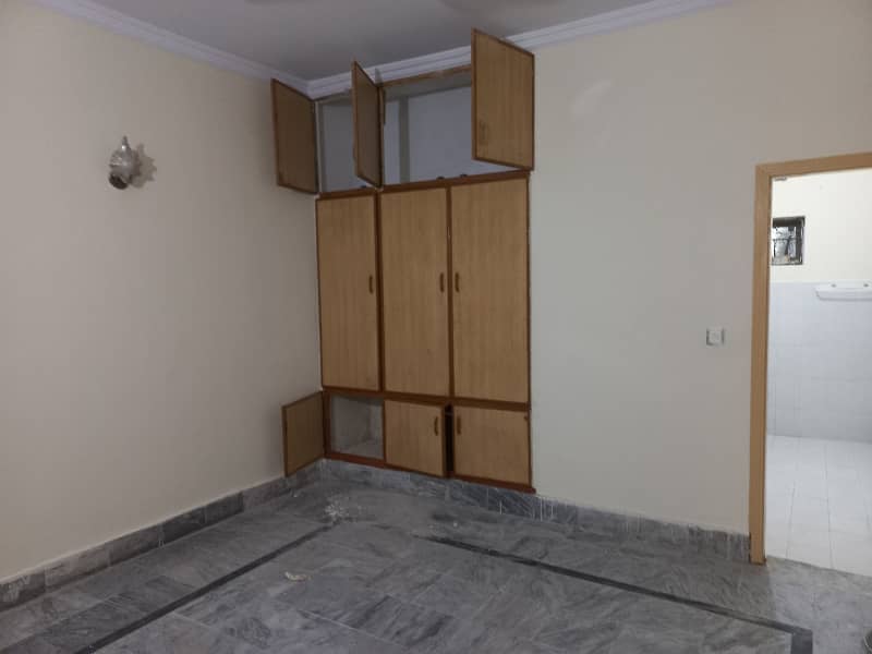 3 bedroom upper portion available For Rent gulriz 2 7