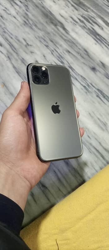 iPhone 11 pro Pta approved 4