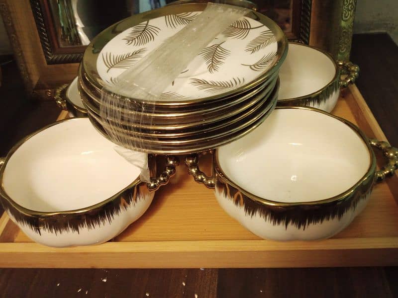 FANCY IMPORTED SOUP SET 2