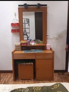 dressing table