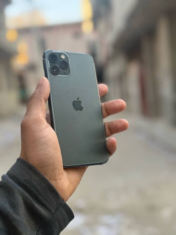 Iphone 11 pro 256gb dual approved 0