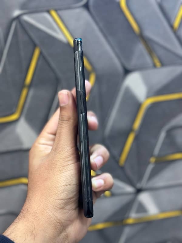 one plus 9 pro 5G 3