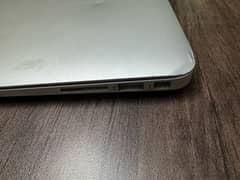 MacBook Air (13-inch, 2017)