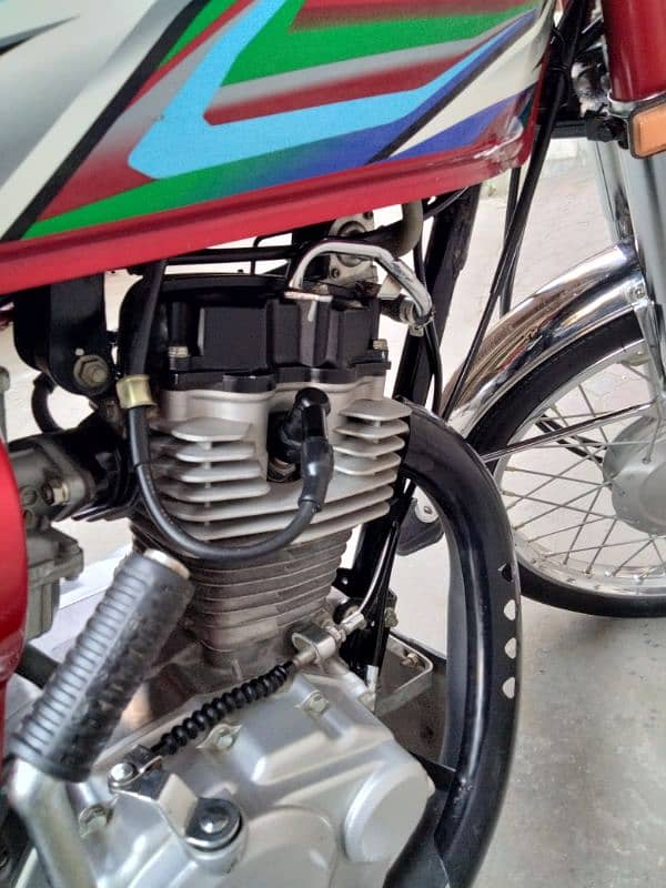 Honda 125 2023 10