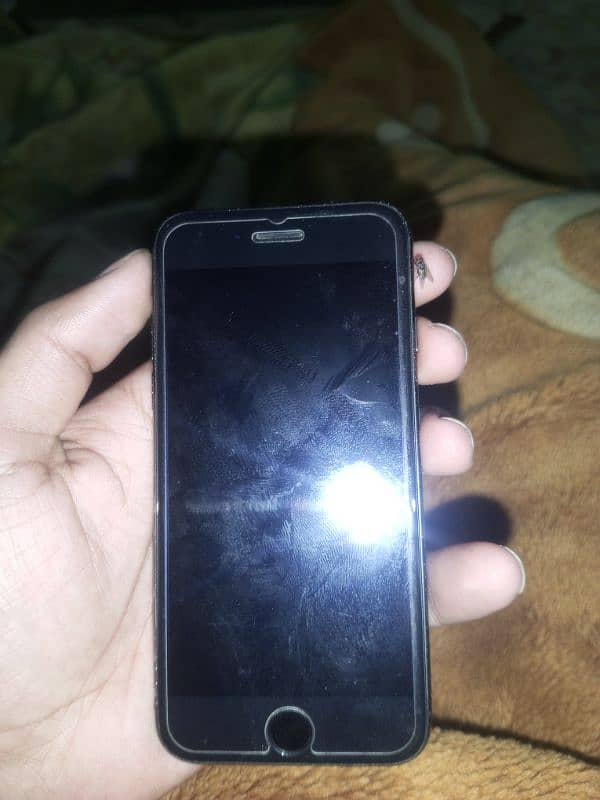 iphone 7 32gb all ok han 10by8 condition han 3