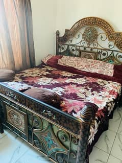 Iron double bed set for sale