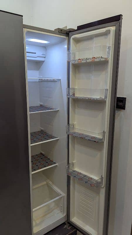 signature double door fridge 2