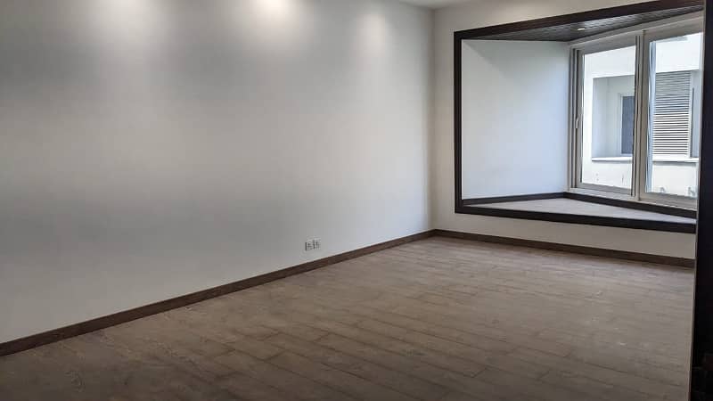 Topnotch Location 1130 Sqft 1 Bedroom Apartment For Rent In Penta Square Phase 5 Lahore 5