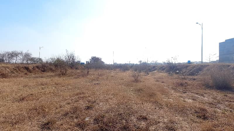 Facing Park Corner 10 Marla Topnotch Location Residential Plot No 888 For Sale Dha Phase 5 M Block Ext Lahore 15