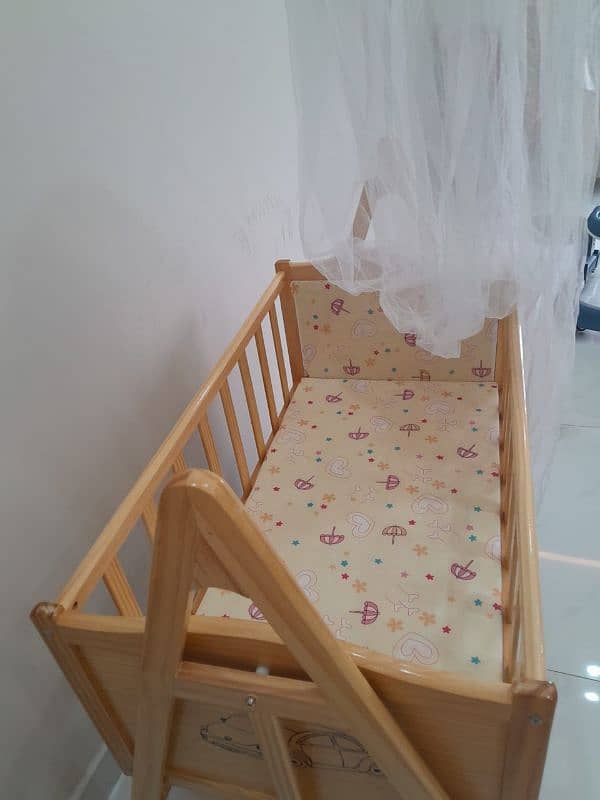 wooden baby Cot 5