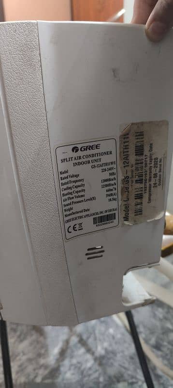 gree 1 ton split ac  inverter just few month used ha 3