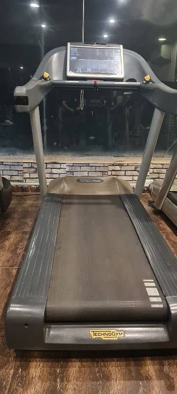 Techno treadmills heavy duty for sale 6