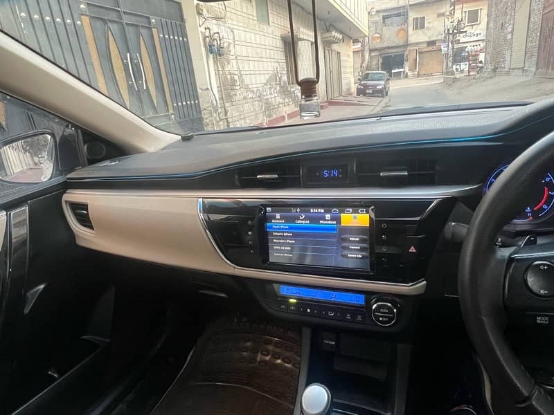 Toyota Altis Grande 2016 1