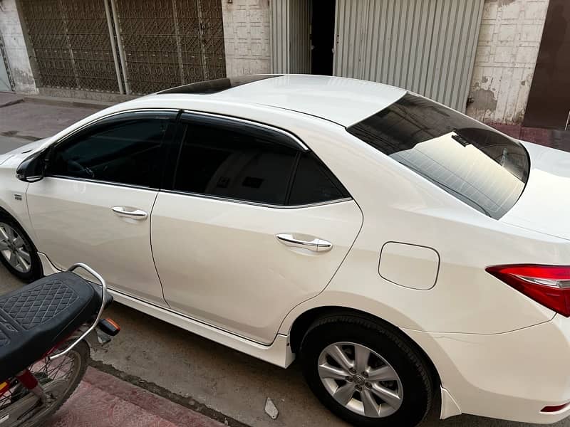 Toyota Altis Grande 2016 8