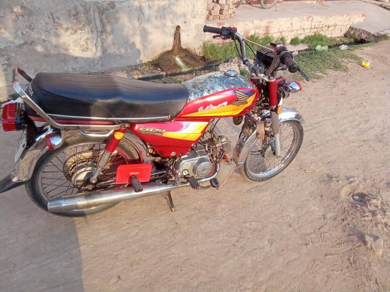 please read add first . Honda CD 70 original condition 03446841657 3