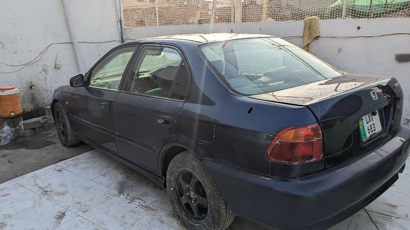 Honda Civic VTi 2001 3