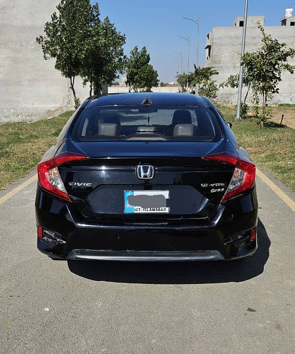 Honda Civic X 1.8L (2018) Top Variant - Red Meter 3