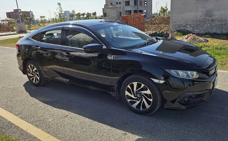 Honda Civic X 1.8L (2018) Top Variant - Red Meter 6