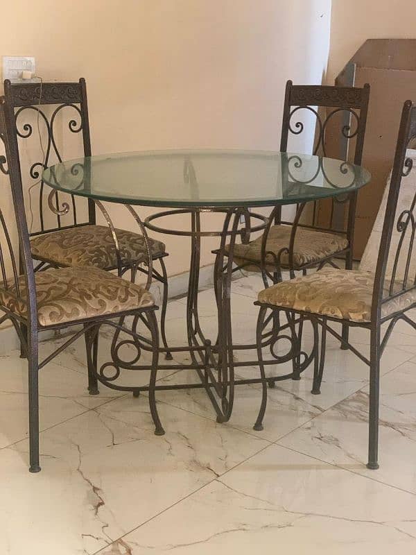 dining table 4 seater 1