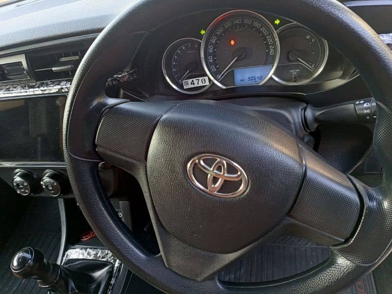 Toyota Corolla XLI 2017 6