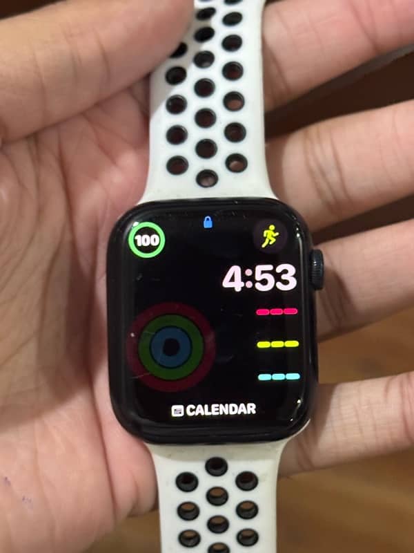 Apple watch series 8 2