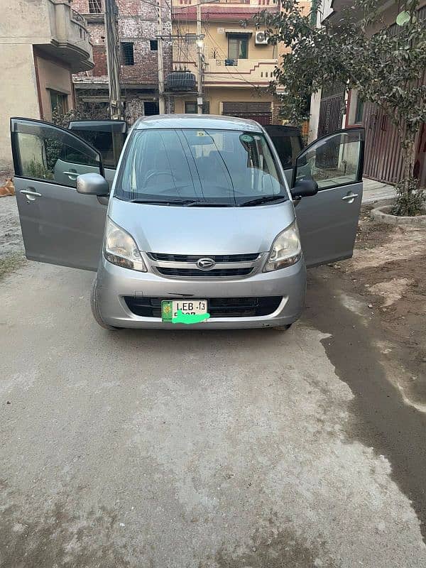 Daihatsu Move Car For Sale in Lahore 2013 Registration 0