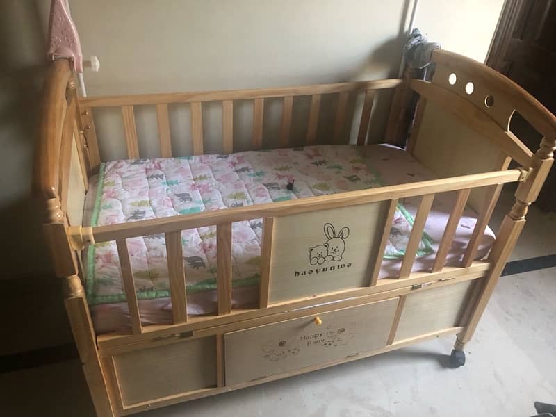 baby wooden cot 1