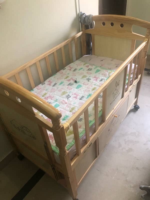 baby wooden cot 2