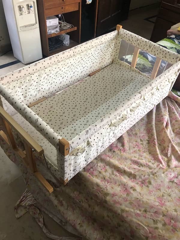 baby wooden cot 4