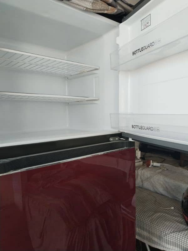 Haier refrigerator. 2