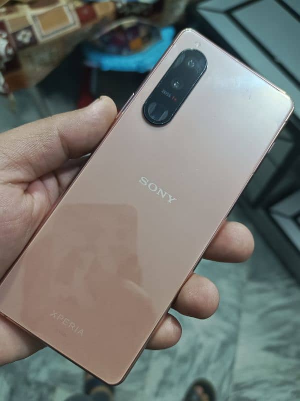 Xperia 5 mark 3 line 0