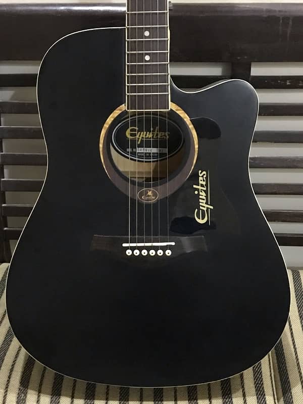 Jumbo Size Guitar 3