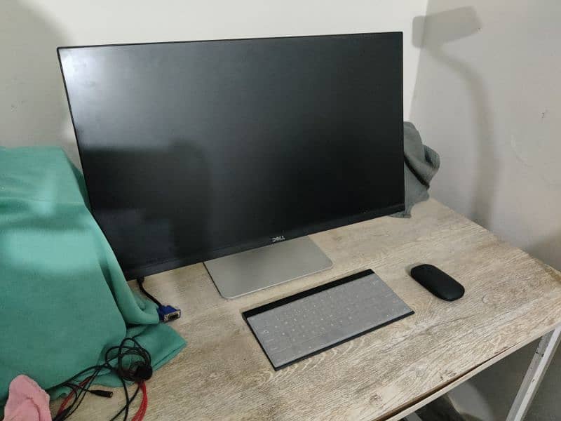 Dell U2715d Borderless 27inch 2k Monitor 1