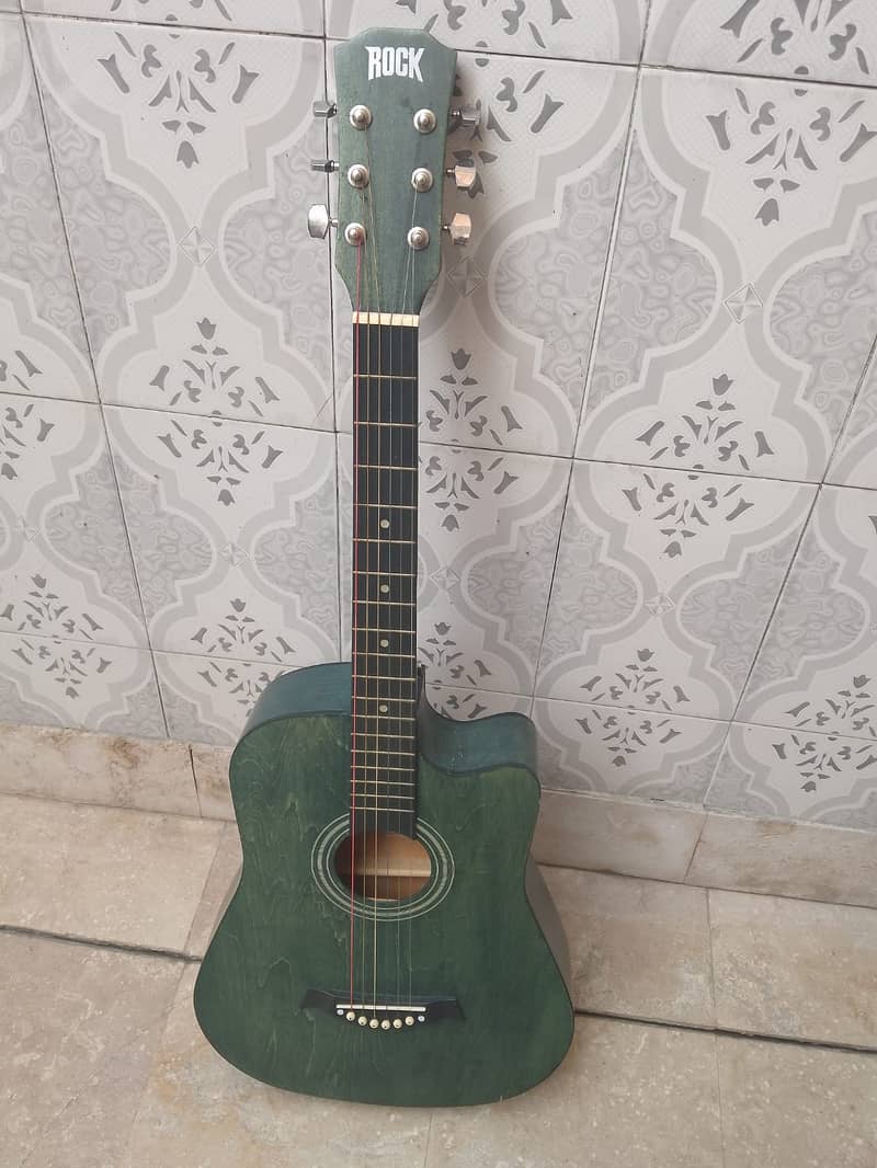 Acoustic guitar Full size 0