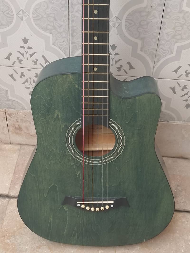 Acoustic guitar Full size 2