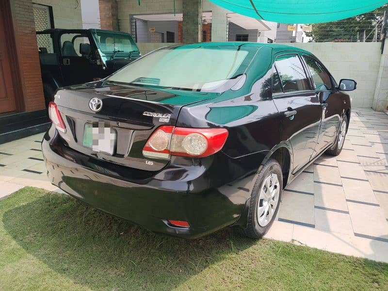 Toyota Corolla GLI 2013 Automatic 3