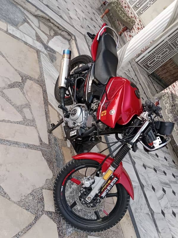 Yamaha YBR 125g 2022 model Islamabad number03170812992 3