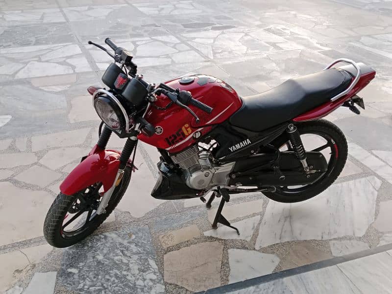 Yamaha YBR 125g 2022 model Islamabad number03170812992 4