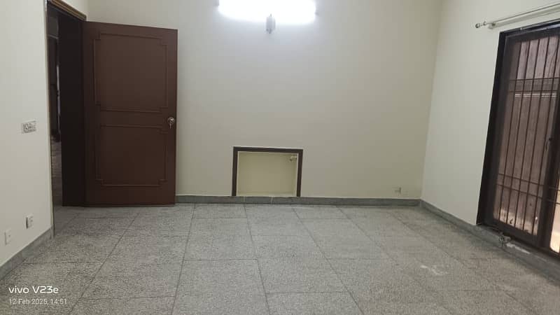 1 Kanal Lower Portion Is Available For Rent In Dha Phase 1 Near Main Ghazi Road 8