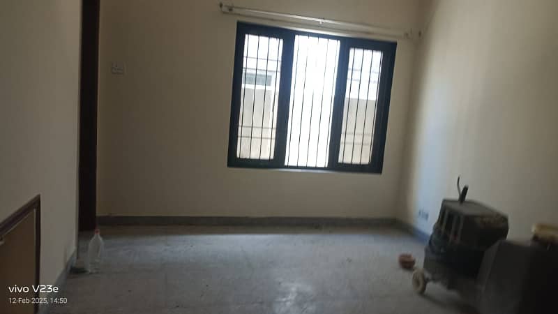 1 Kanal Lower Portion Is Available For Rent In Dha Phase 1 Near Main Ghazi Road 14