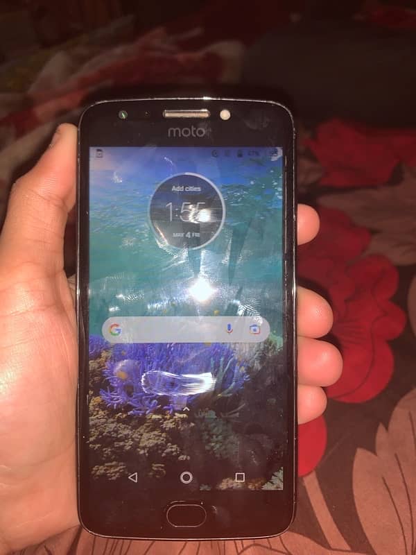 Moto E4 1