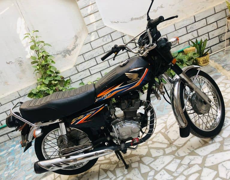 Honda [ 125 ] 2018 model best condition 6