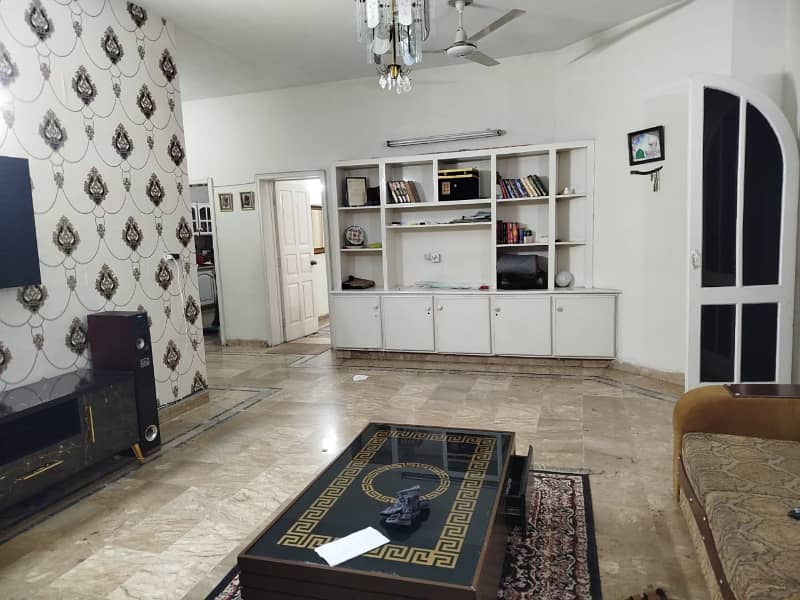 1 Kanal Lower Portion Is Available For Rent In Dha Phase 3 Near Mcdonald,s Y Block 0