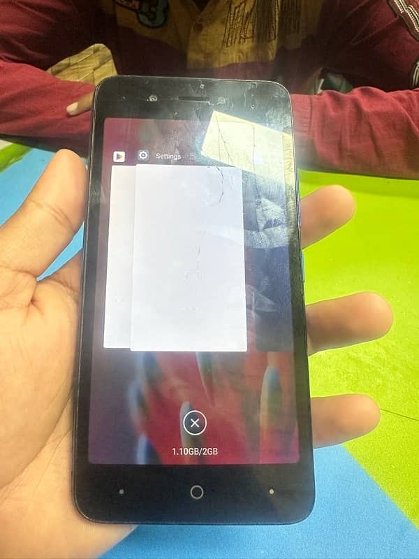 itel 32gb blue 3