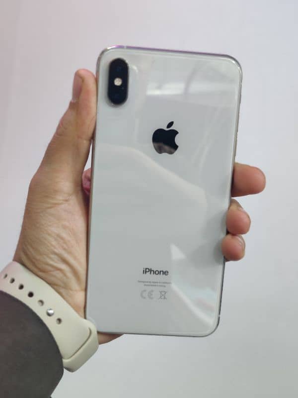 xs max 4