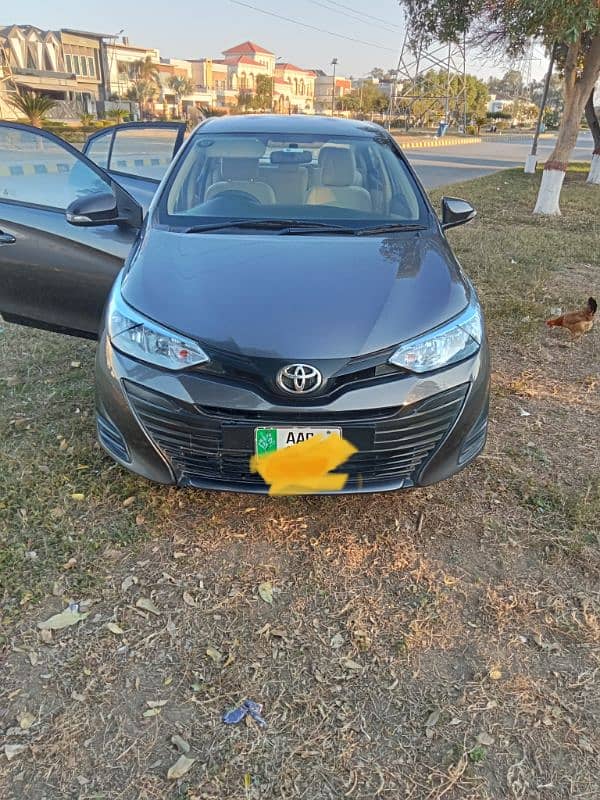 Toyota Yaris 2020 brand new condition 9