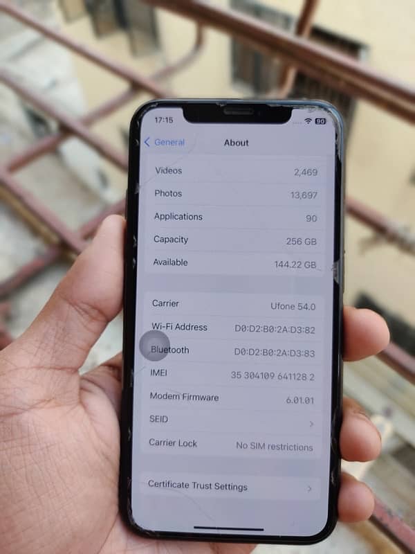 iPhone X 256gb NON PTA Factory Unlocked(Black) 9