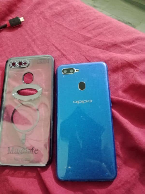 oppo A5s used phone with box 3,32 GB 4